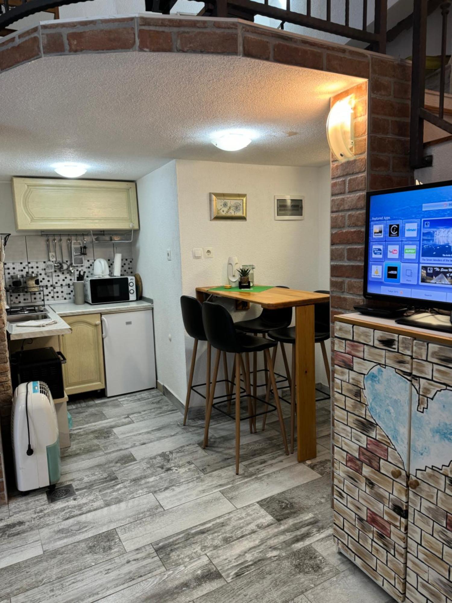 Apartment Tena セニ エクステリア 写真