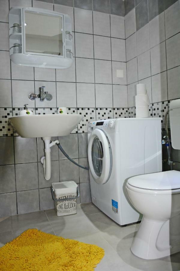 Apartment Tena セニ エクステリア 写真
